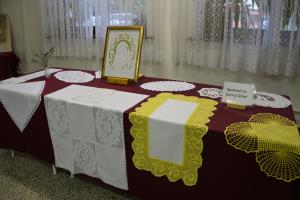 Vezilje Spominčice razstavljale ob Čebelarskem prazniku 1